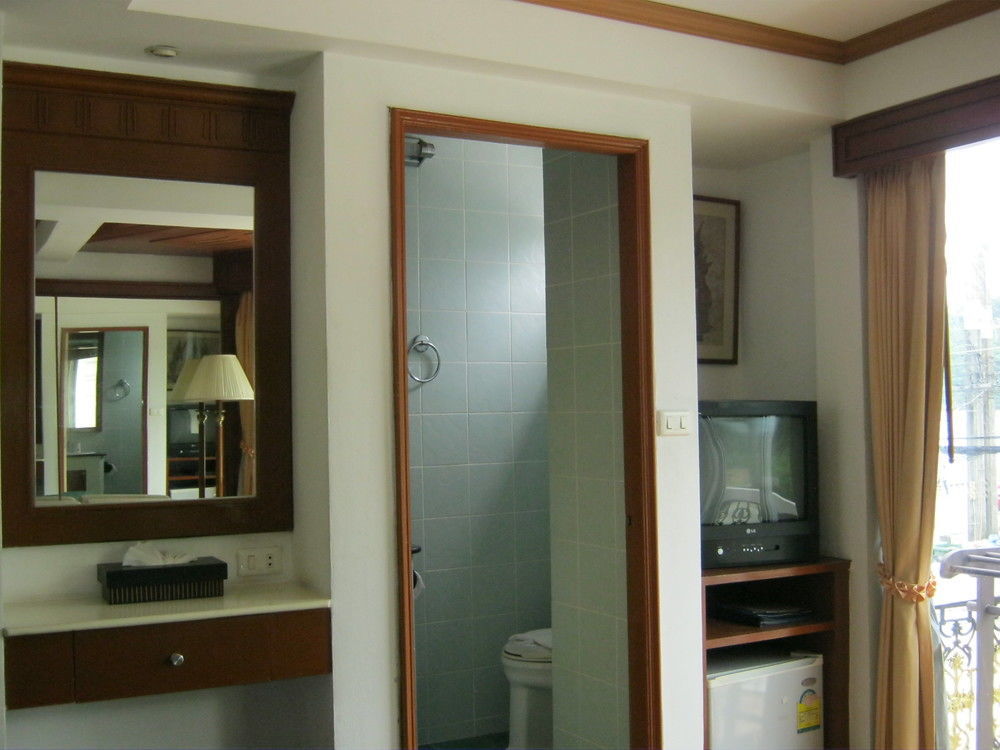 Orchid Hotel And Spa Kalim Bay Patong Extérieur photo