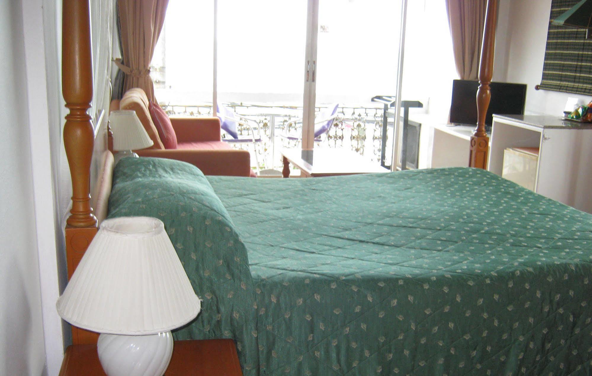 Orchid Hotel And Spa Kalim Bay Patong Extérieur photo